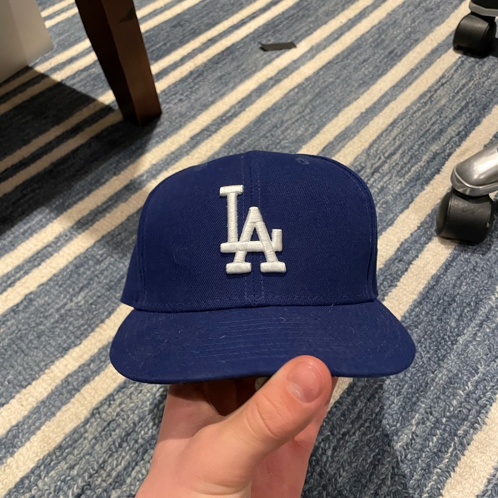 La dodgers hat